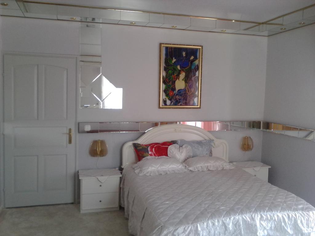 Bed and Breakfast Kristaly Apartman Hévíz Exterior foto